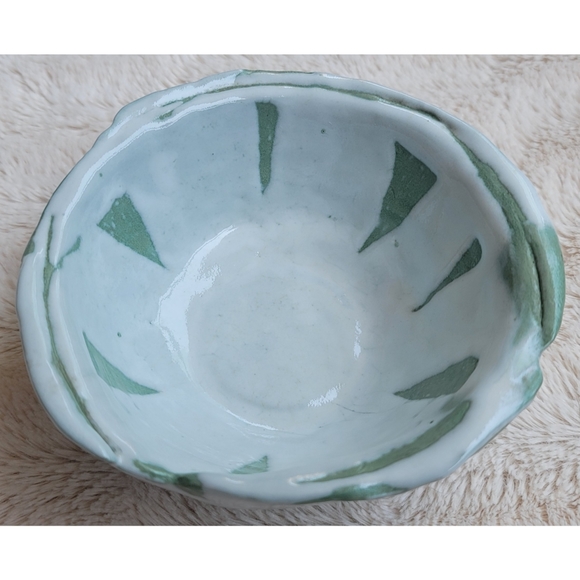 White and green ceramic bowl - Picture 4 of 15